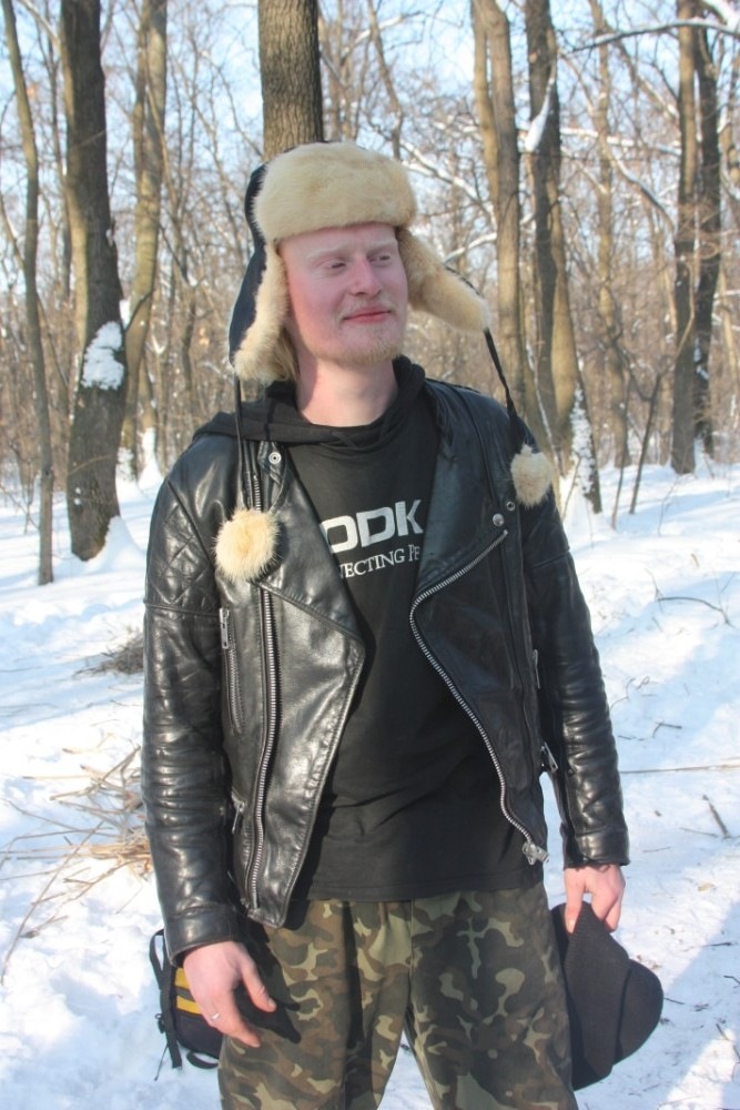 Он такой
