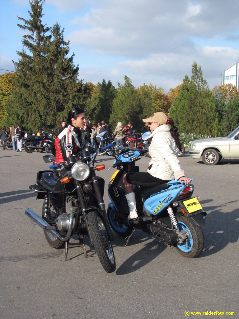 Байкерши