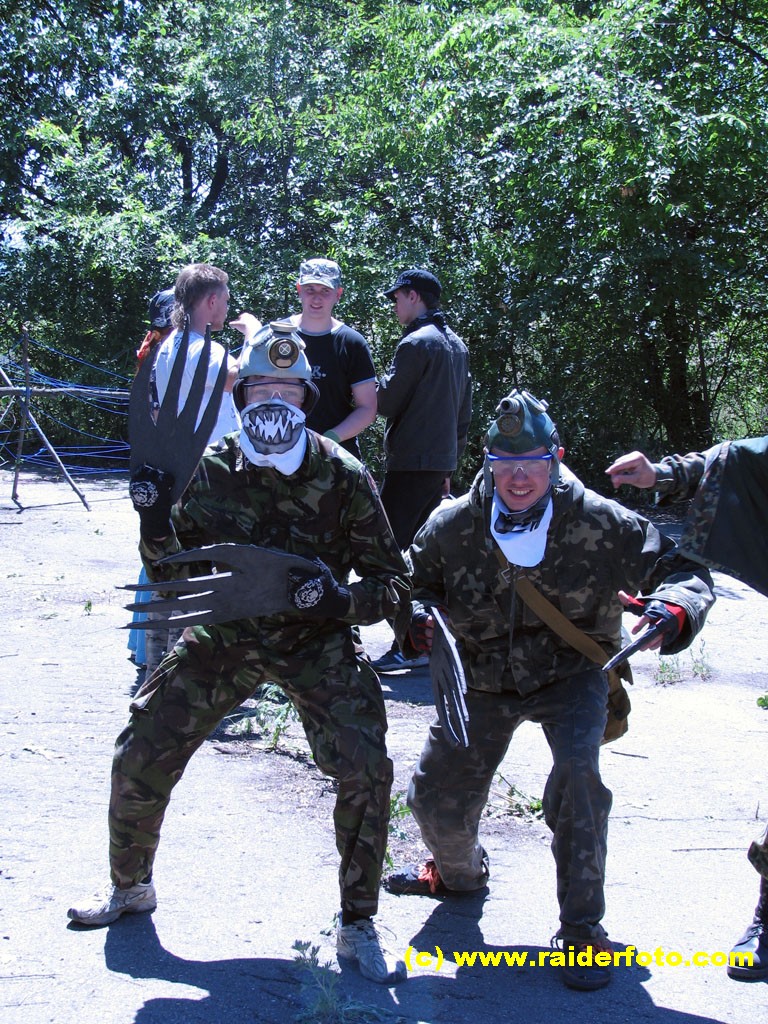 Монстры