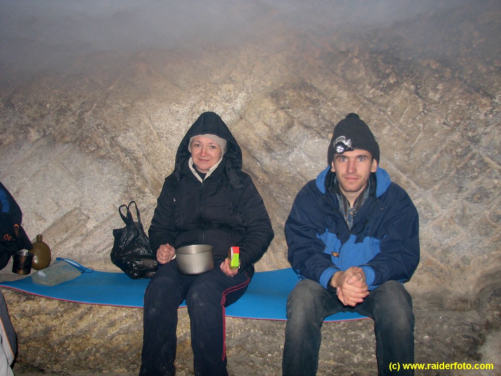 в пещере