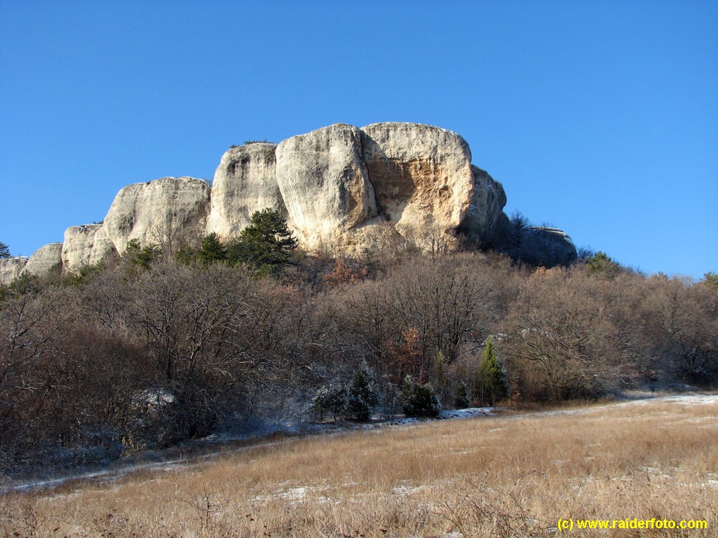 горный Крым зимой